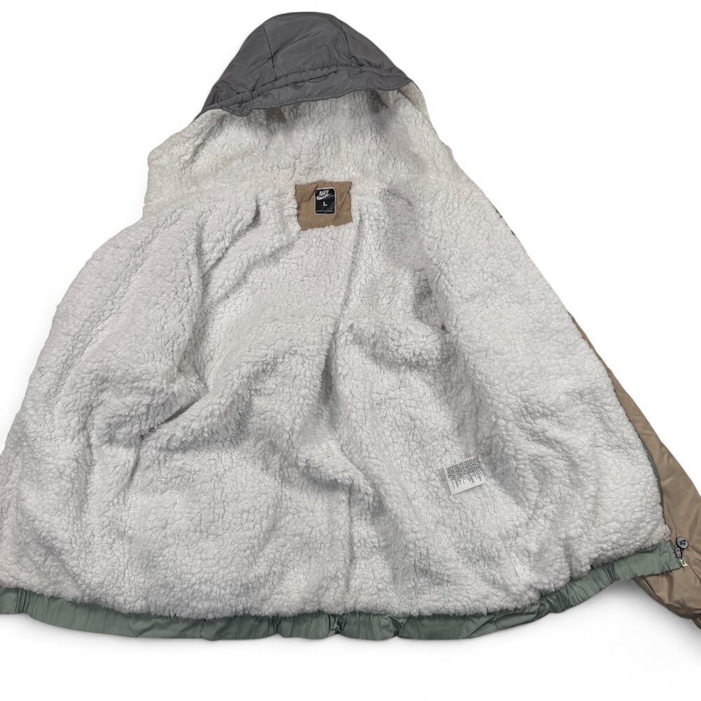 Nike Gray And Green Performance Jacket - image 8